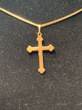 Gold Cross Pendant Necklace - Women's Religious Jewelry